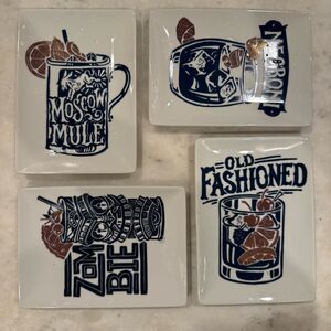 Crate & Barrel Snack Plates Derrick Castle Design Cocktail Theme 7" X 5"